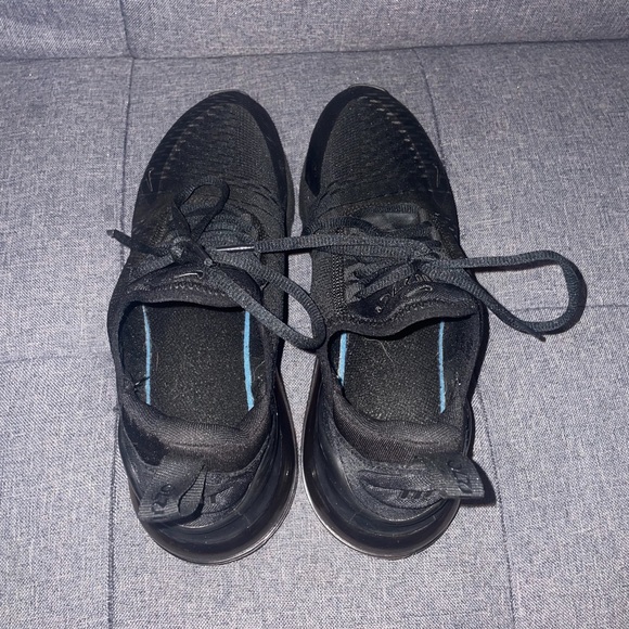 Nike Women’s Air Max 270 Black Shoes - Picture 5 of 7